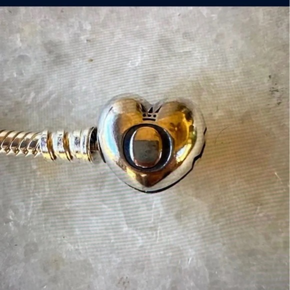 Pandora Moments Heart Clasp Snake Chain Bracelet - Picture 4 of 12